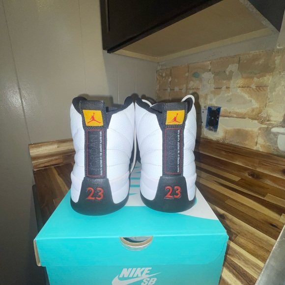 2013 Jordan 12 retro Taxi size 12 - Picture 3 of 7